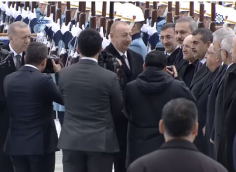 Prezidentin Ankarada rəsmi qarşılanma mərasimi oldu – VİDEO