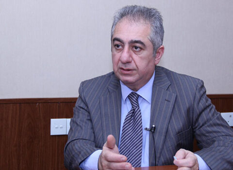 Qubad İbadoğlunun həbs müddəti uzadıldı