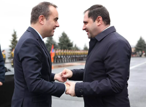 Ermənistan və Fransanın müdafiə nazirləri görüşdü – FOTO