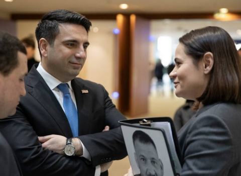 Ermənistandan Lukaşenkonu qıcıqlandıracaq addım