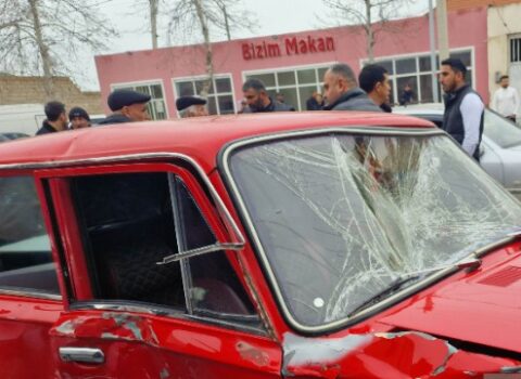 Bərdədə “VAZ” qəza törədib, xəsarət alanlar var