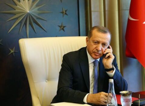 Ərdoğan Niderland Baş naziri ilə danışıqlar apardı