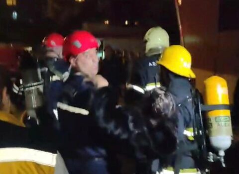 Bakıda binadakı yanğında 15 nəfər xəsarət aldı