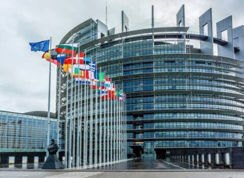Avropa Parlamentinin əməkdaşları iş yerində zorakılığa məruz qalır – Anonim sorğu