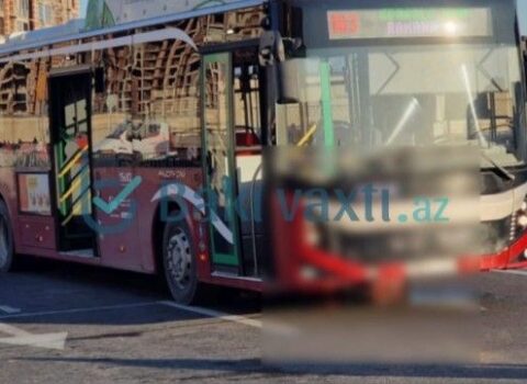 Piyada avtobusun altında qalıb öldü – Bakıda dəhşətli qəza – FOTO