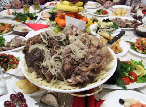 Ümrə ziyarətindən qayıdan şəxs SAXLANILDI – Qəribə səbəb