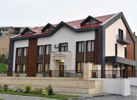 Ağdərədə ilk dəfə buraxılış imtahanı keçirildi