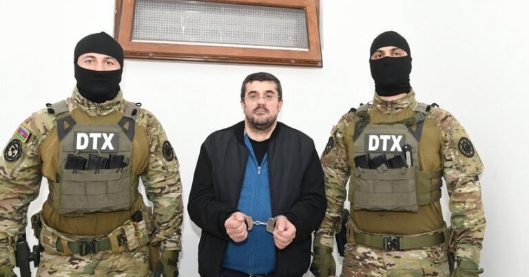 Arayik danışdı – DTX-nin Xankəndi əməliyyatından EKSKLÜZİV GÖRÜNTÜLƏR Arayik danışdı – DTX-nin Xankəndi əməliyyatından EKSKLÜZİV GÖRÜNTÜLƏR