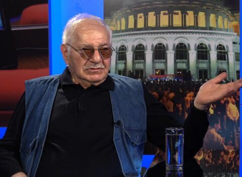 Arutyunyan: “Ermənistan bir müddət sonra Qərbi Azərbaycana çevriləcək”