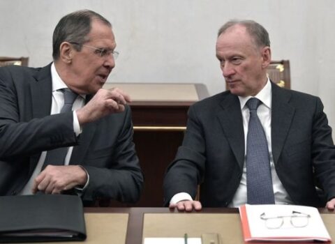 Putinin ətrafı “Ukrayna izinə” inanmır – “Bloomberg”