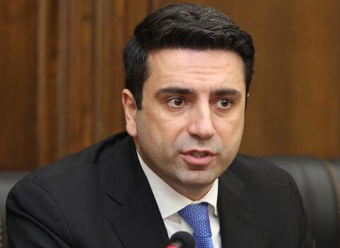“Məhbuslar məsələsi sülh sazişinə daxil edilməyib” – Alen Simonyan