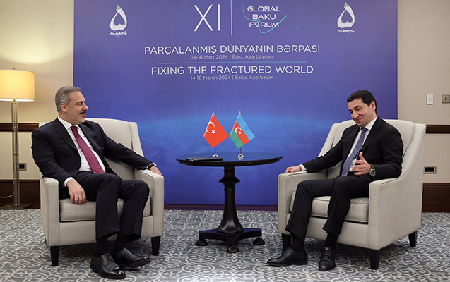 Hikmət Hacıyev Hakan Fidanla görüşdü Hikmət Hacıyev Hakan Fidanla görüşdü