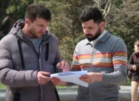 Bakıda qəribə hadisə: Özünün xəbəri olmadan işə götürüldü – VİDEO