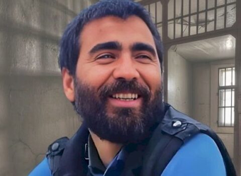 Aclıq aksiyası keçirən güney azərbaycanlı aktyorun vəziyyəti ağırlaşdı
