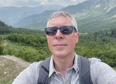 Britaniya səfiri ən dadlı meyvə-tərəvəzi Azərbaycanda dadıb