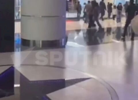 “Dəniz Mall”dakı təxliyənin səbəbi açıqlandı – FOTO