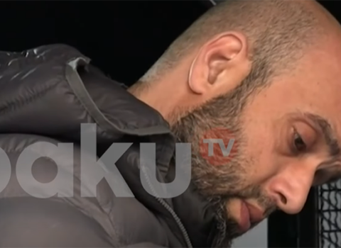 Yaşyarımlıq qızını öldürməkdə ittiham olunan ata danışdı – VİDEO