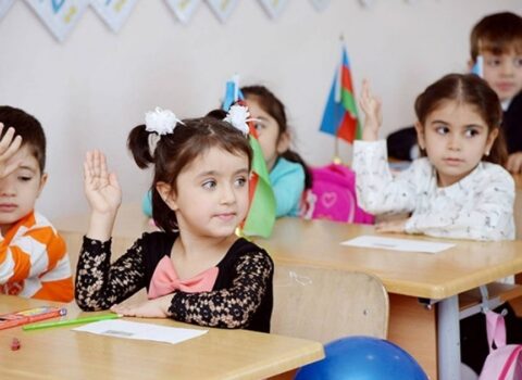Uşaqların yerdəyişməsi DAYANDIRILDI