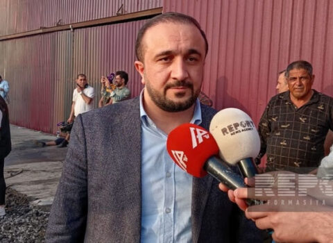 Taxta bazarında zərərçəkən sahibkar: “70-80 min manatlıq ziyan dəyib”