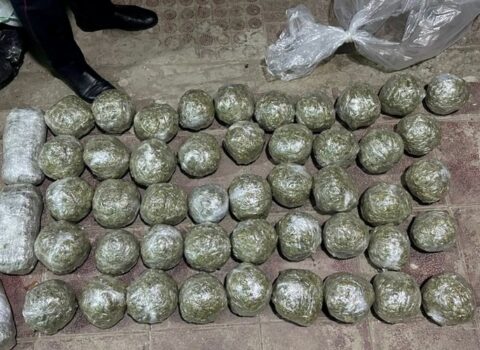 Bakıda üç narkokuryerdən 18 kiloqrama yaxın narkotik götürülüb