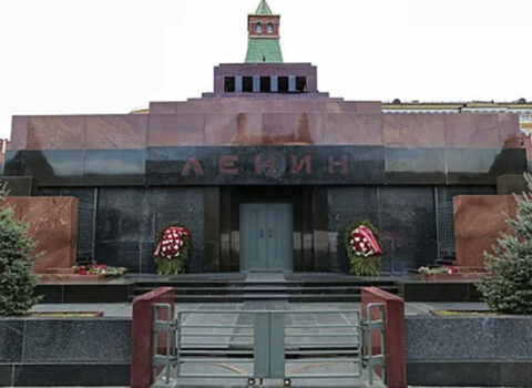 Lenin məqbərəsi ziyarətçilər üçün bağlanır