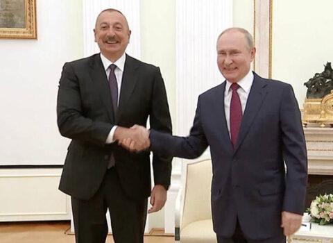 İlham Əliyev Putinlə görüşdü – VİDEO / YENİLƏNİB