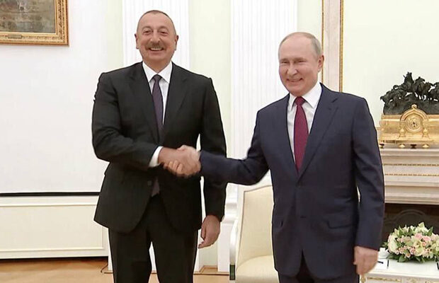 İlham Əliyev Putinlə görüşdü – VİDEO / YENİLƏNİB