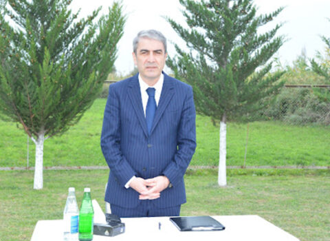 Saxta adla icra başçısı haqda paylaşımlar etdi, cəzalandırıldı