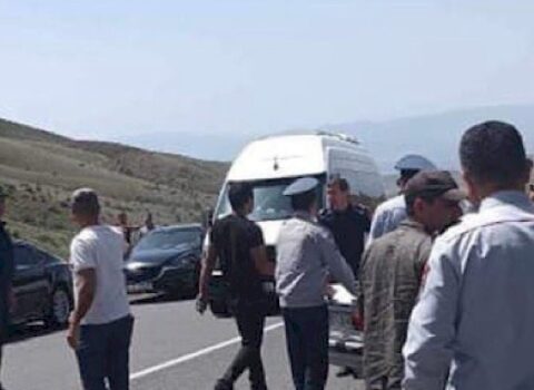 Ermənistanı etiraz aksiyaları bürüyür – İrana gedən yol bağlandı