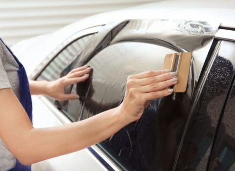 Avtomobillərin şüşəsini tündləşdirmək neçəyə başa gəlir? – VİDEO