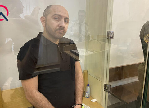 “Bir dənə Kamil Zeynallıya görə 8 il?” – Məhkəmədə ETİRAZ