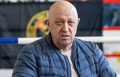 Priqojinin qəbirüstü abidəsi ucaldıldı