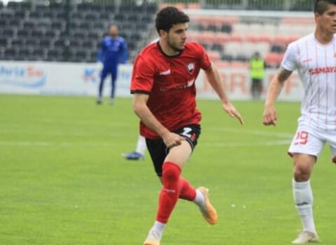 Autsayder turu qələbə ilə bitirdi