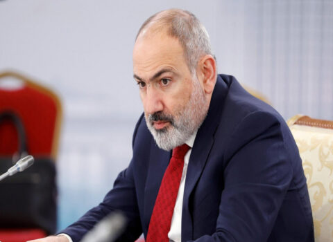 Paşinyan Moskvada Putinlə görüşəcək