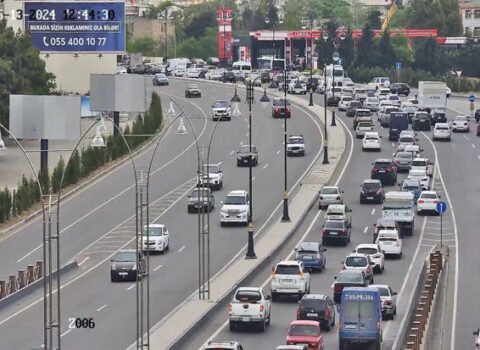 Babək prospektində piyadanı maşın vurub