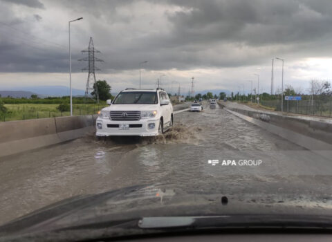 Quba-Xaçmaz yolunu sel basdı – FOTO