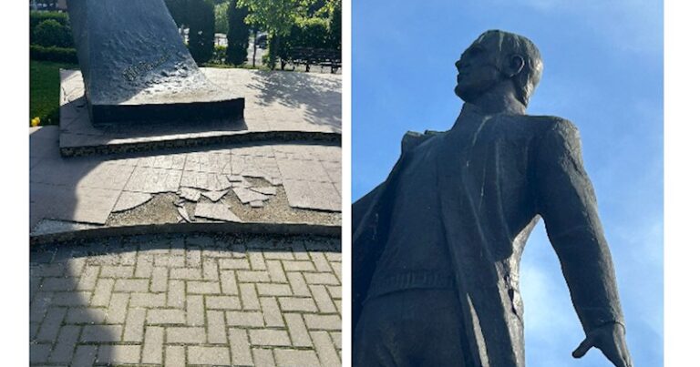 Müslüm Maqomayevin heykəli biabırçı vəziyyətdə — Səfirlik və diaspora nə işlə məşğuldur? (VİDEO/FOTO) Müslüm Maqomayevin heykəli biabırçı vəziyyətdə — Səfirlik və diaspora nə işlə məşğuldur? (VİDEO/FOTO)