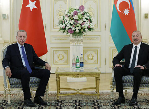 İlham Əliyev Ərdoğanla telefonla danışdı