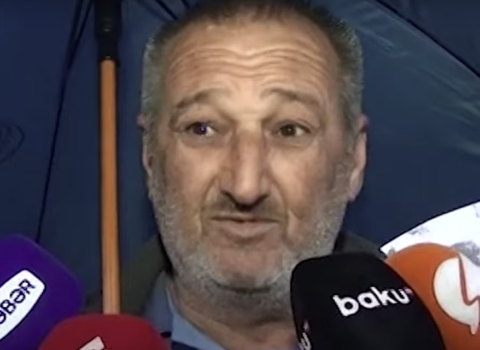 Qətlə yetirilən 22 yaşlı qadının qonşusu: “İşdən gəlib görmüşəm ki, meyit çıxarırlar”