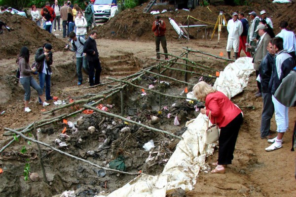Srebrenitsa soyqırım kimi tanındı – VİDEO Srebrenitsa soyqırım kimi tanındı – VİDEO
