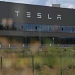 Almaniyada radikallar “Tesla”ya hücum etdi 