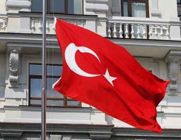 Ankaradan İrəvana seçki mesajı: Türkiyə sülh müqaviləsi üçün…