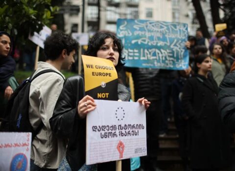 Qalmaqallı qanunun Gürcüstanda qüvvəyə minəcəyi gün bəlli oldu