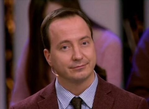 Aleksandr Stepanov: “Paris ədəb-ərkandan kənara çıxır”