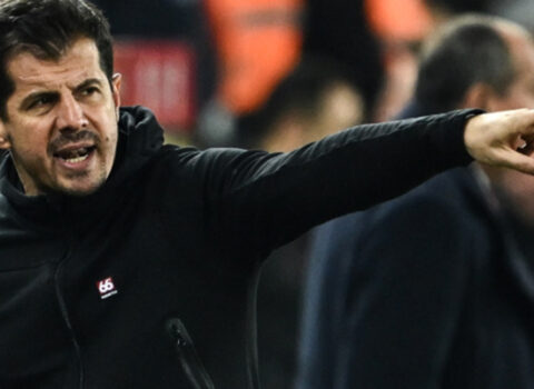 Emre Belözoğlu istefaya göndərildi