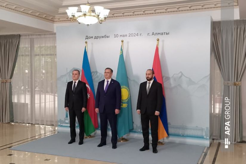 Rusiya Almatı görüşünü alqışlayır