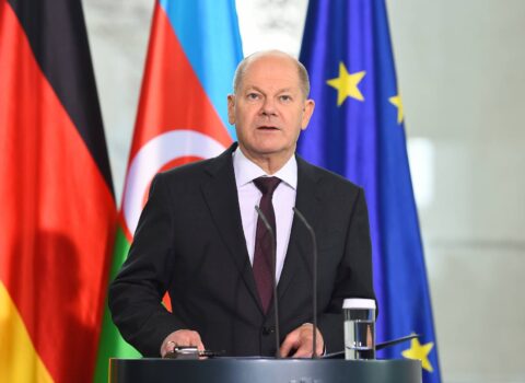 “Biz müharibənin bitməsi ilə bağlı danışıqlar aparmırıq” – Olaf Şolts