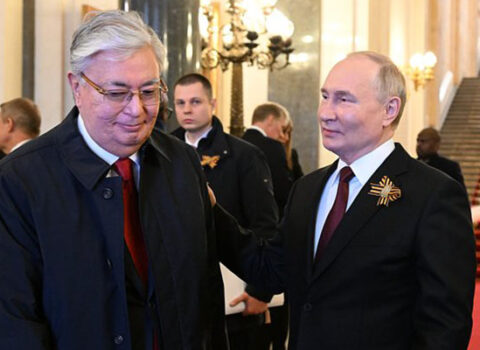 Putin Tokayevlə danışdı