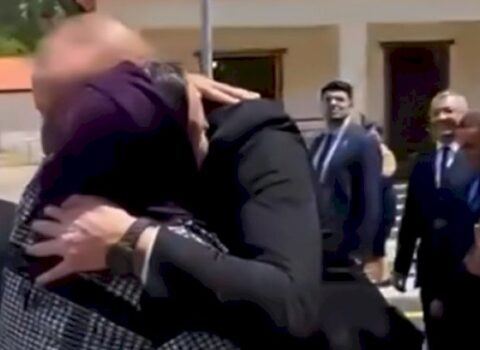 İlham Əliyevin Laçına səfərindən səmimi görüntülər – VİDEO