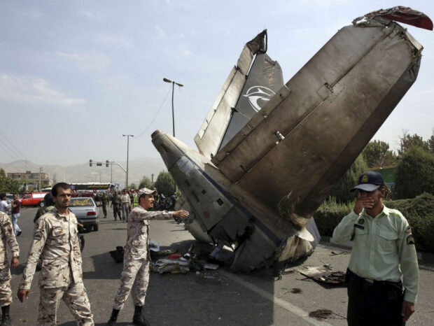 “Yaralı” qanadlar: İranda son illərin aviasiya qəzaları – DOSYE